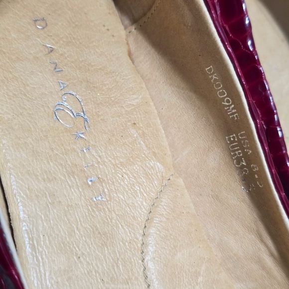 Diana E Kelly Red Leather Flats with Embellishments Women's Size 8.5.🌴 - Picture 5 of 7